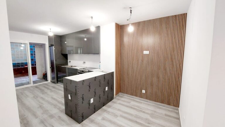 Apartamento con 2 dormitorios y vestidor amplio en Fuengirola